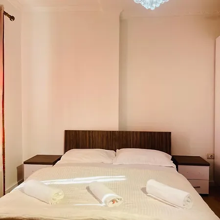 Apartment Blloku Luxury 2 Bedroom Tirana