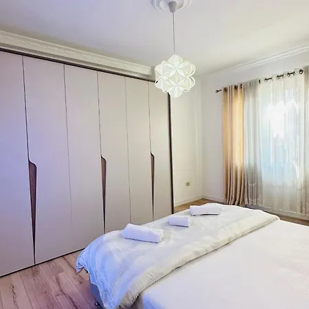 Apartment Blloku Luxury 2 Bedroom
