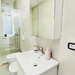 Blloku Luxury 2 Bedroom * Tirana