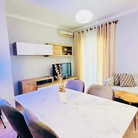 Blloku Luxury 2 Bedroom Appartement