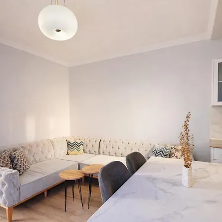 Blloku Luxury 2 Bedroom アパート *